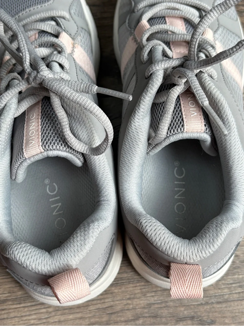 Vionic Brisk Radiant Gray Pink Orthopedic Comfort Supportive Sneakers Sz 7.5